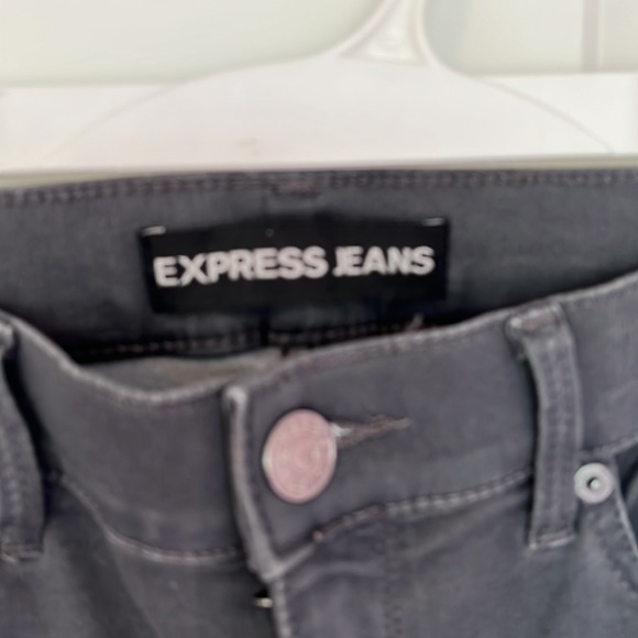 Express Mia Mid Rise Extreme Stretch Legging 🤩 - Picture 2 of 5